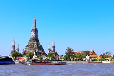 The Chao Phraya River Taxi: My Favorite Day Trip from Bangkok